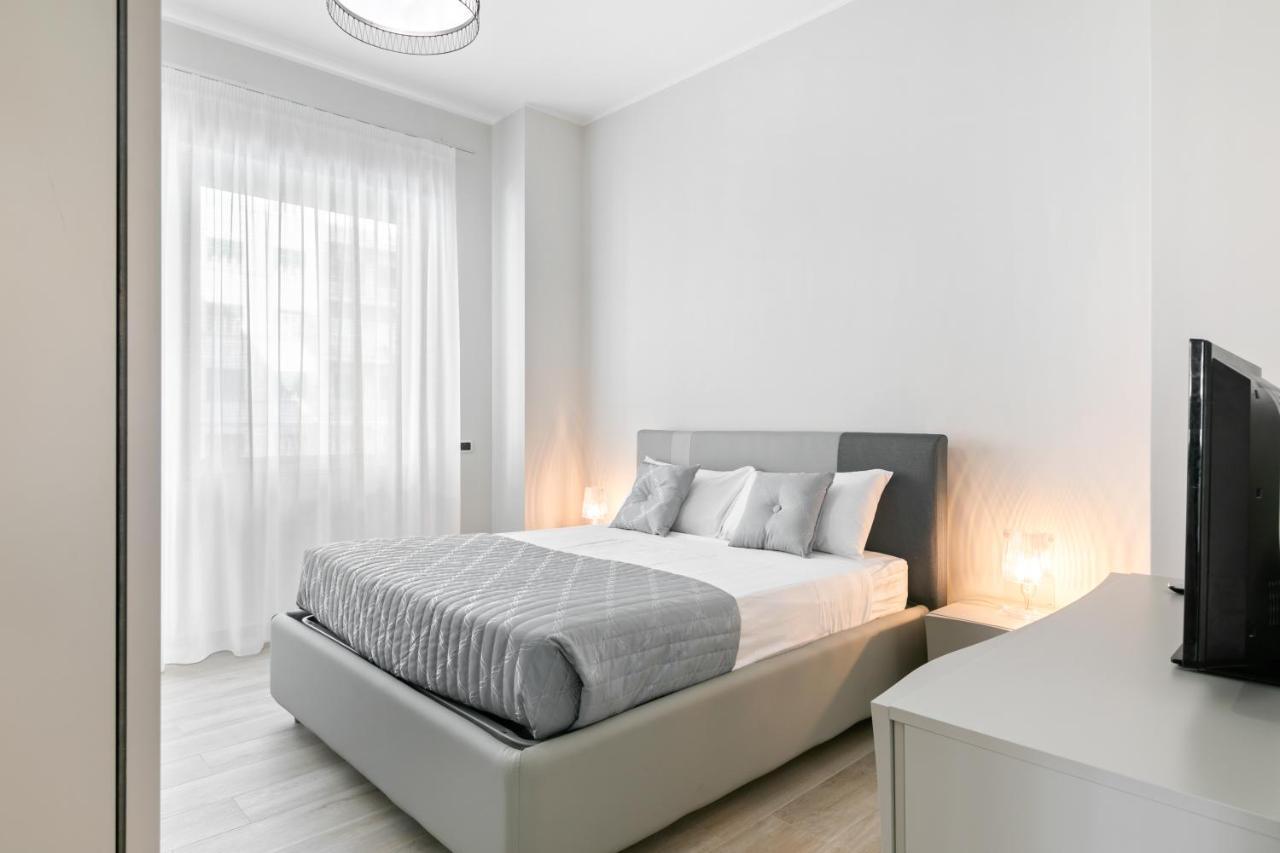 Grattacielo Ina Apartments ปาแลร์โม ภายนอก รูปภาพ