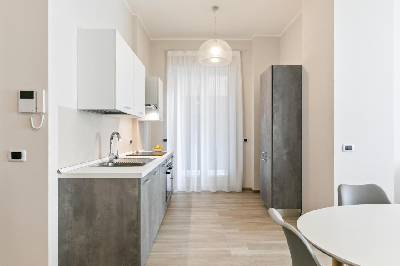 Grattacielo Ina Apartments ปาแลร์โม ภายนอก รูปภาพ