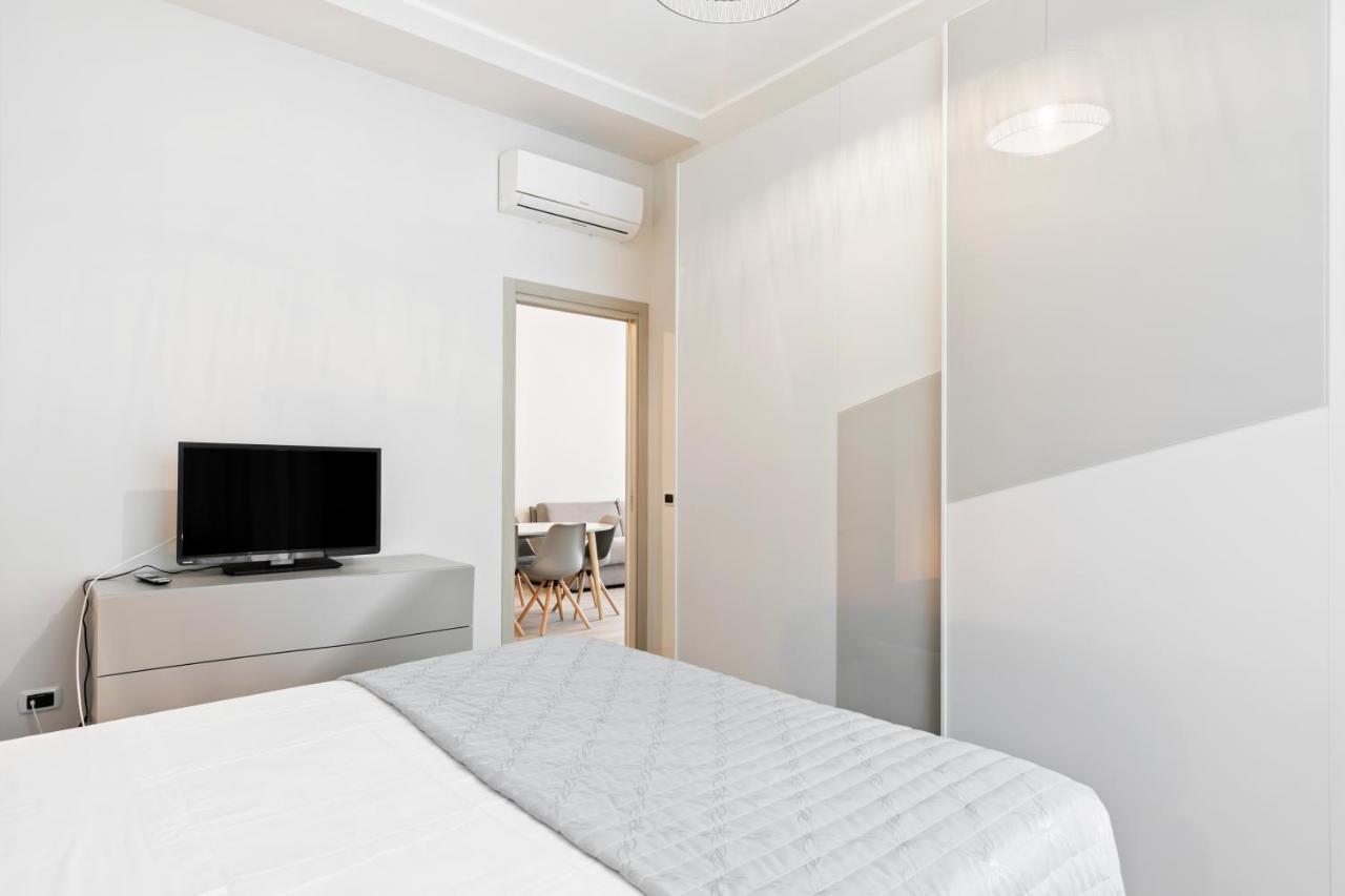 Grattacielo Ina Apartments ปาแลร์โม ภายนอก รูปภาพ