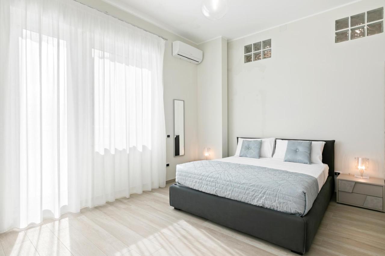 Grattacielo Ina Apartments ปาแลร์โม ภายนอก รูปภาพ