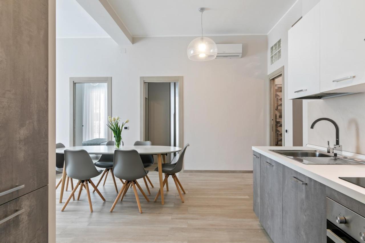 Grattacielo Ina Apartments ปาแลร์โม ภายนอก รูปภาพ