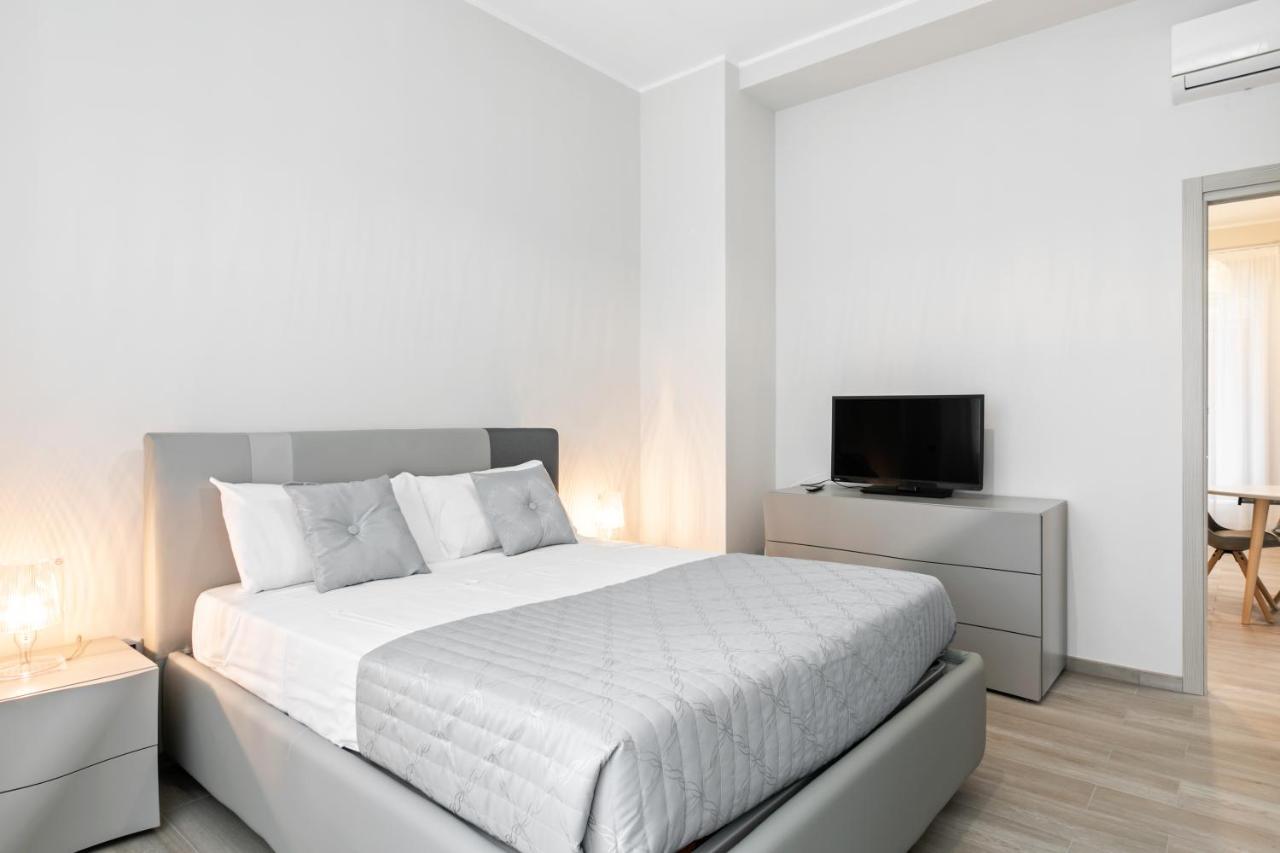 Grattacielo Ina Apartments ปาแลร์โม ภายนอก รูปภาพ
