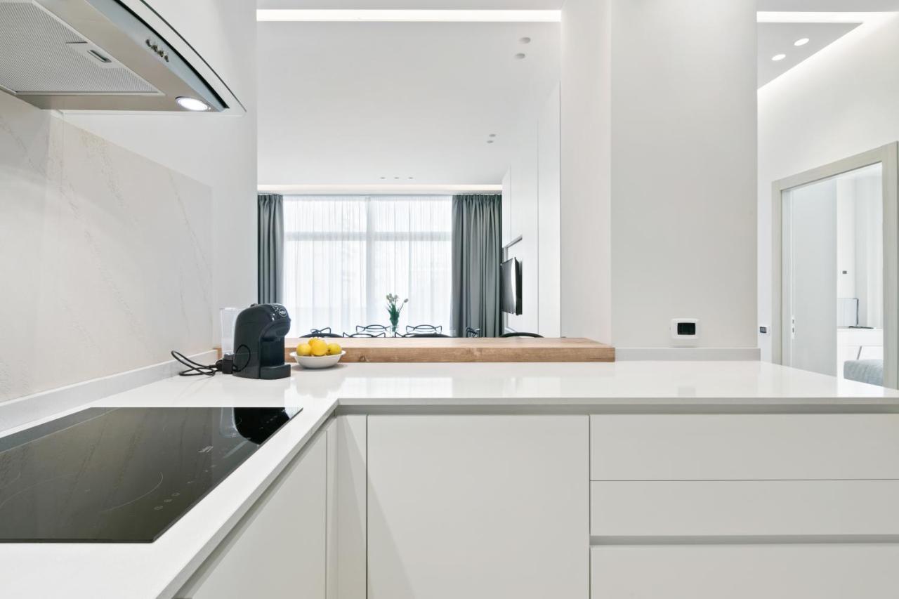 Grattacielo Ina Apartments ปาแลร์โม ภายนอก รูปภาพ